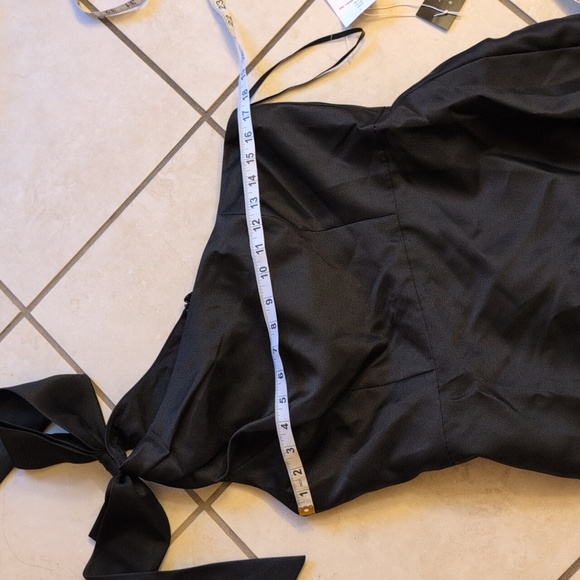 NWT Alfred Sung Bow One-Shoulder Satin Trumpet Gown Black Size 10 - Picture 9 of 14